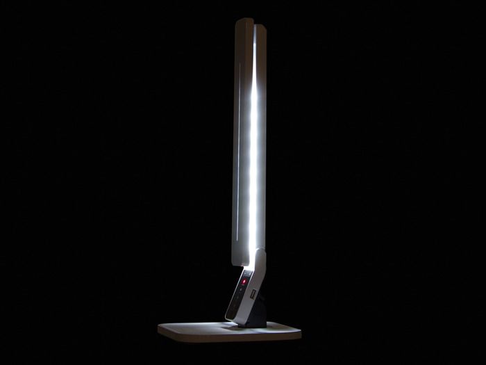 DLED163BK_desk_lamp3