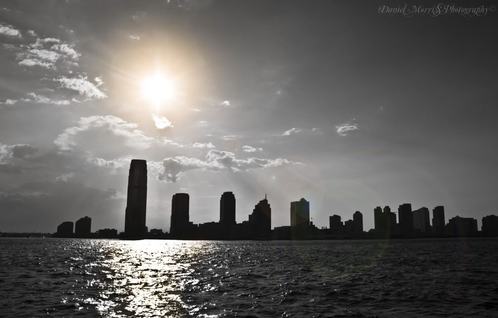 IMAGE: http://i1050.photobucket.com/albums/s404/dannymorrispd/jerseyskyline-1.jpg