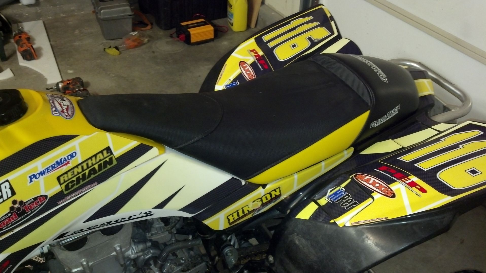 Quad Tech Hump Seat Install Yamaha Yfz450 Forum H D Smith 2010 Yfz450rse The Wife S I Ride A Zuke