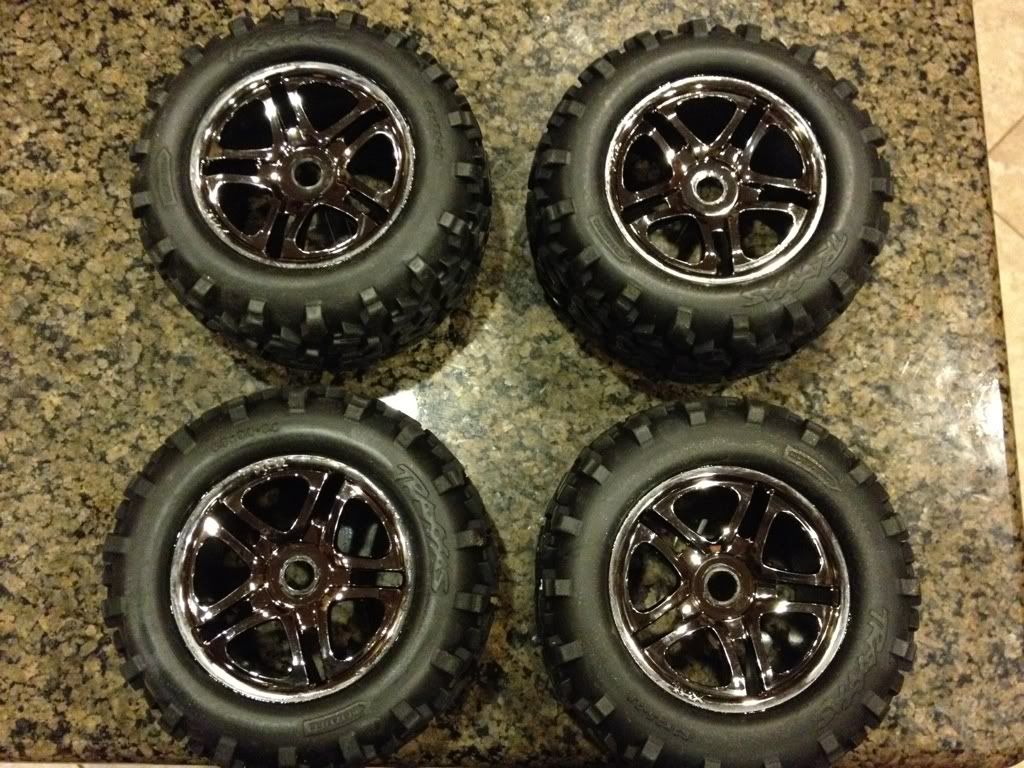 e maxx wheels