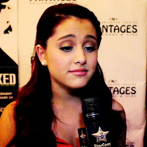 Ariana Grande gif, omfg her eyes