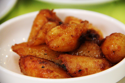 Sugar-coated Deep-fried banana Sugar-coated Deep-fried banana